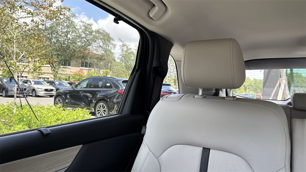 2025 Mazda CX-90 3.3 Turbo Preferred photo 16