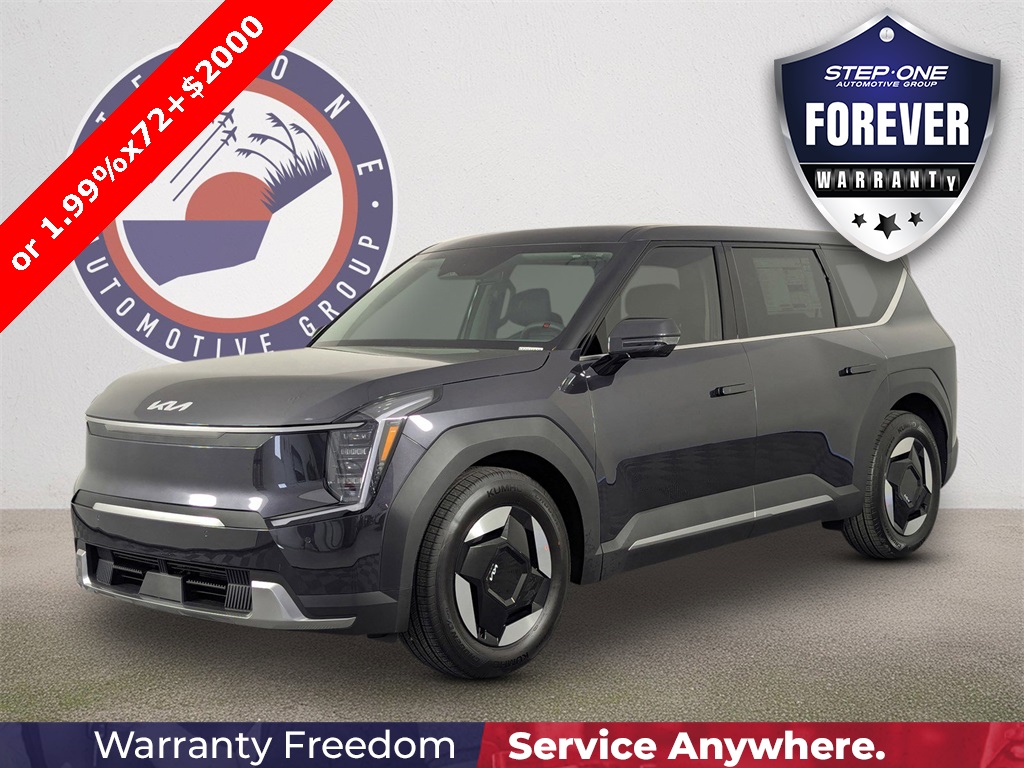 2026 Kia EV9 Light's photo