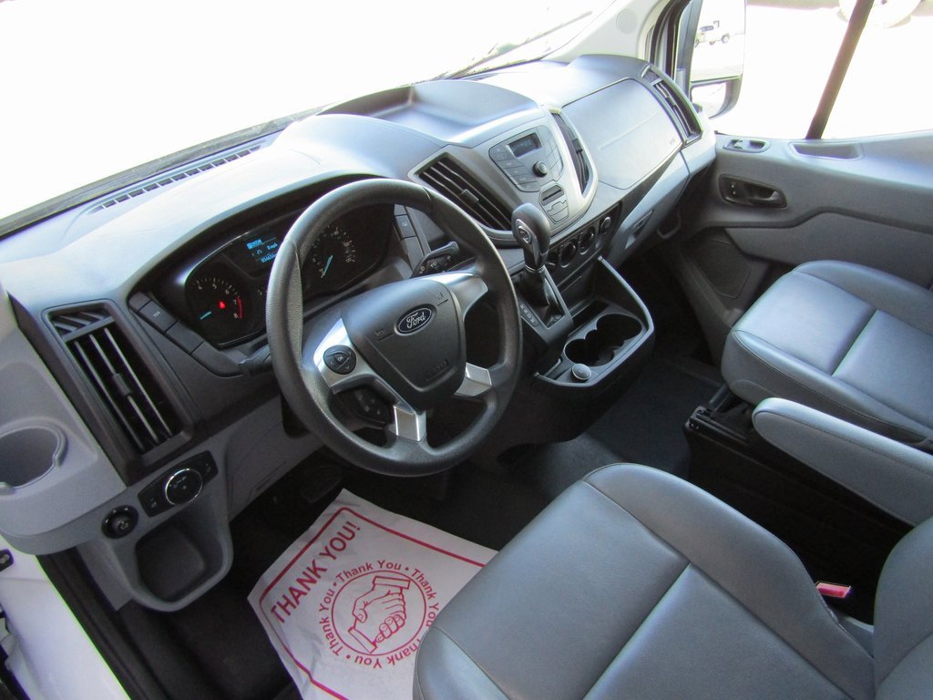 2019 Ford Transit Passenger XL photo 4