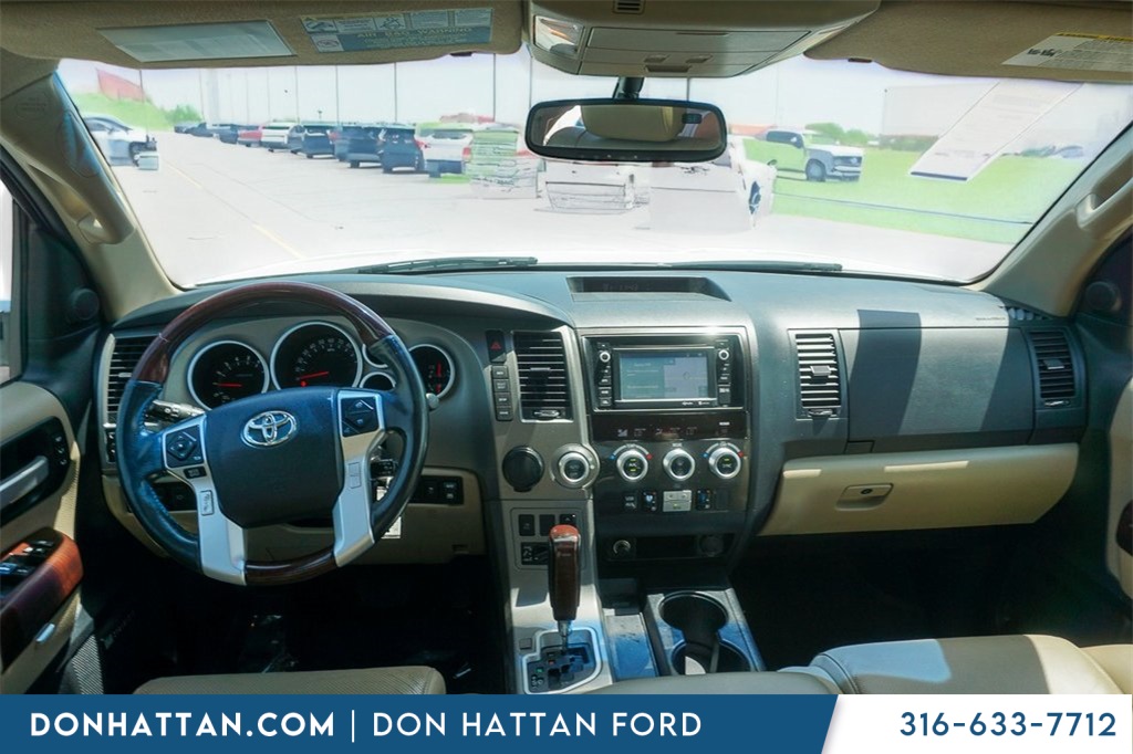 2015 Toyota Sequoia Platinum photo 4