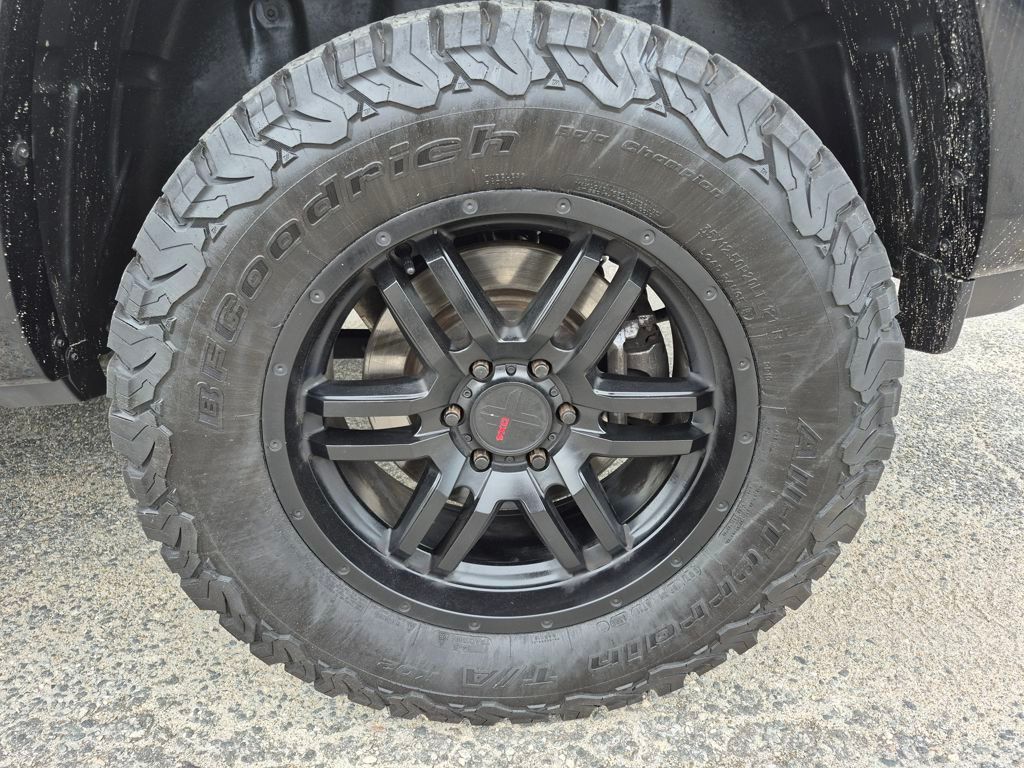 2022 Ram 1500 Laramie photo 8