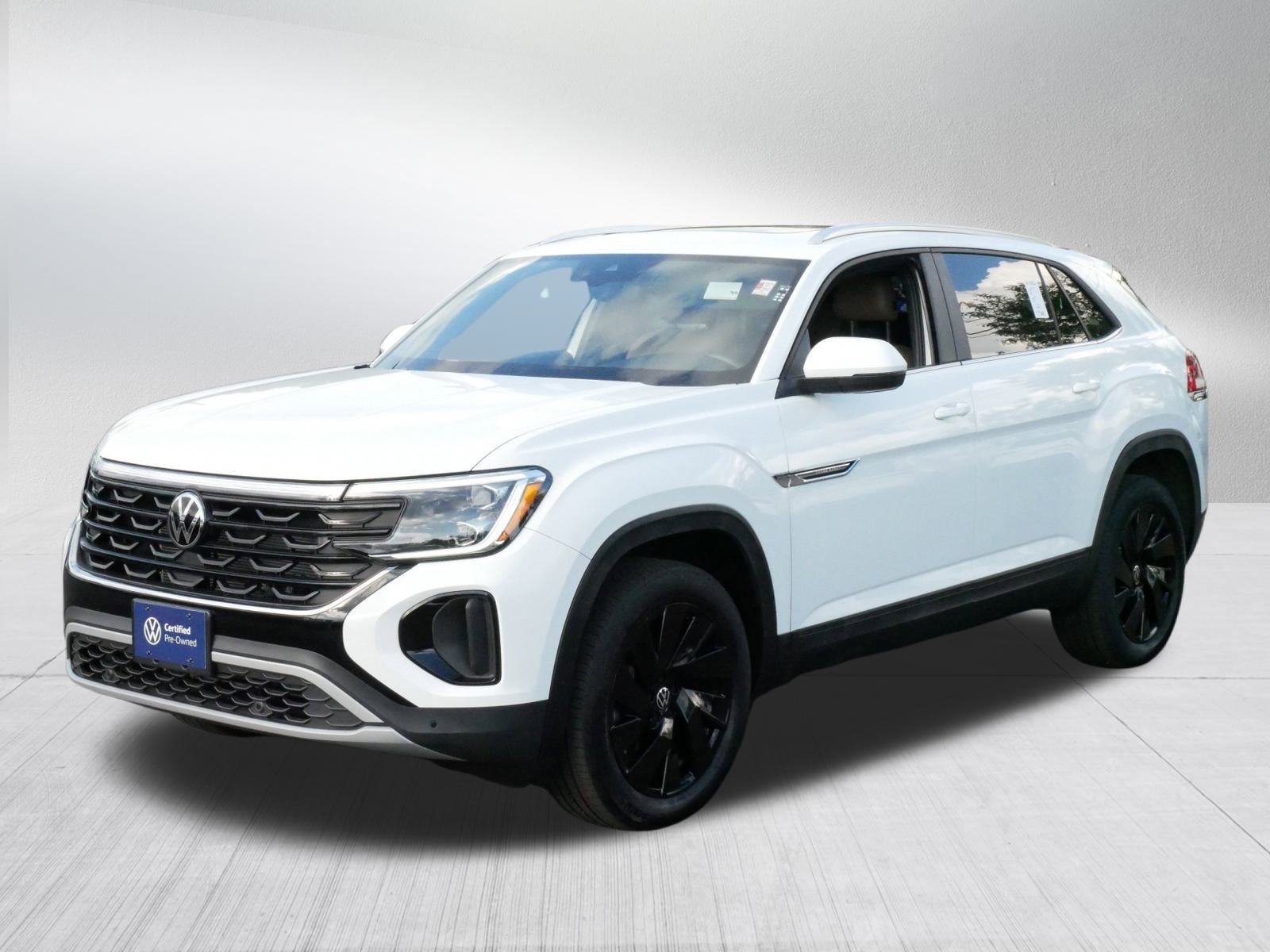 2024 Volkswagen Atlas Cross Sport SE Technology photo 3