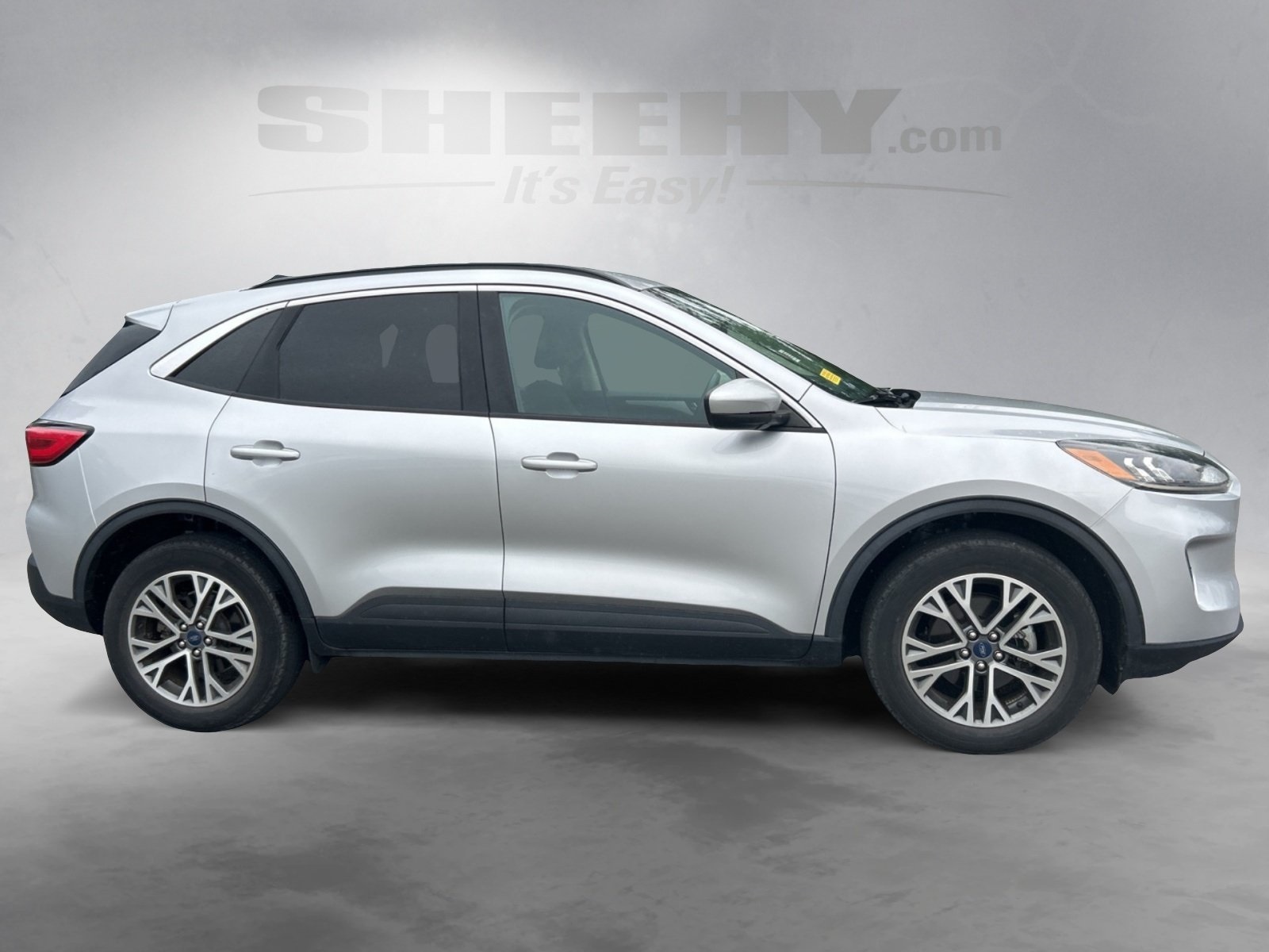 2020 Ford Escape SEL photo 7
