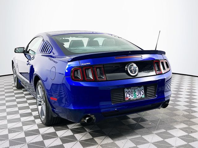 2014 Ford Mustang V6 Premium photo 4