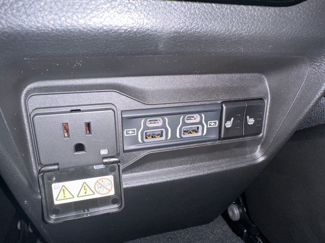 2025 Jeep Grand Cherokee Limited photo 25