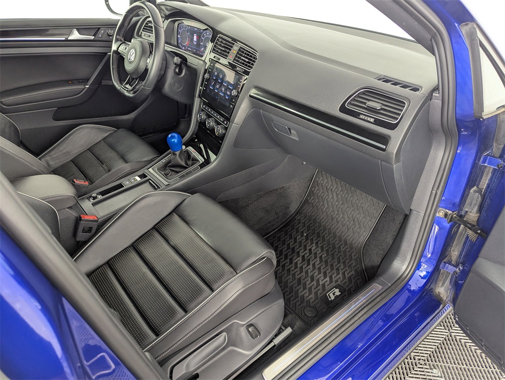 2018 Volkswagen Golf R 4Motion photo 30