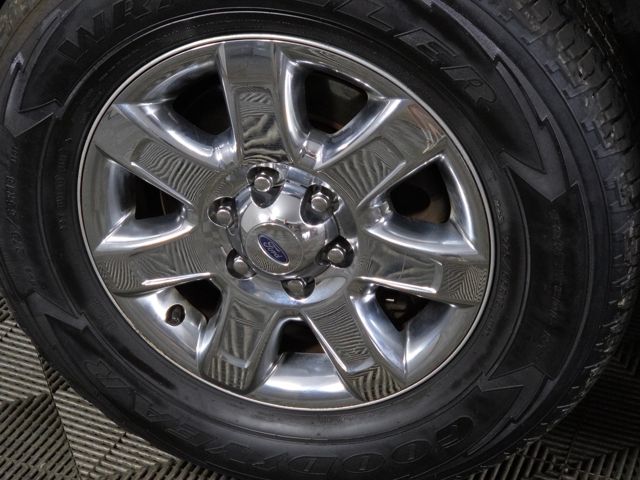 2014 Ford F-150 XLT photo 9