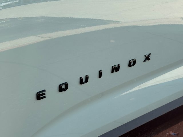 2026 Chevrolet Equinox LT photo 8