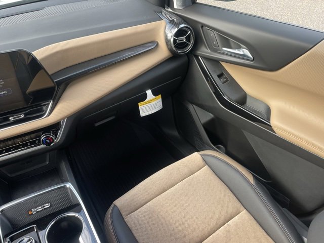 2026 Chevrolet Equinox ACTIV photo 16