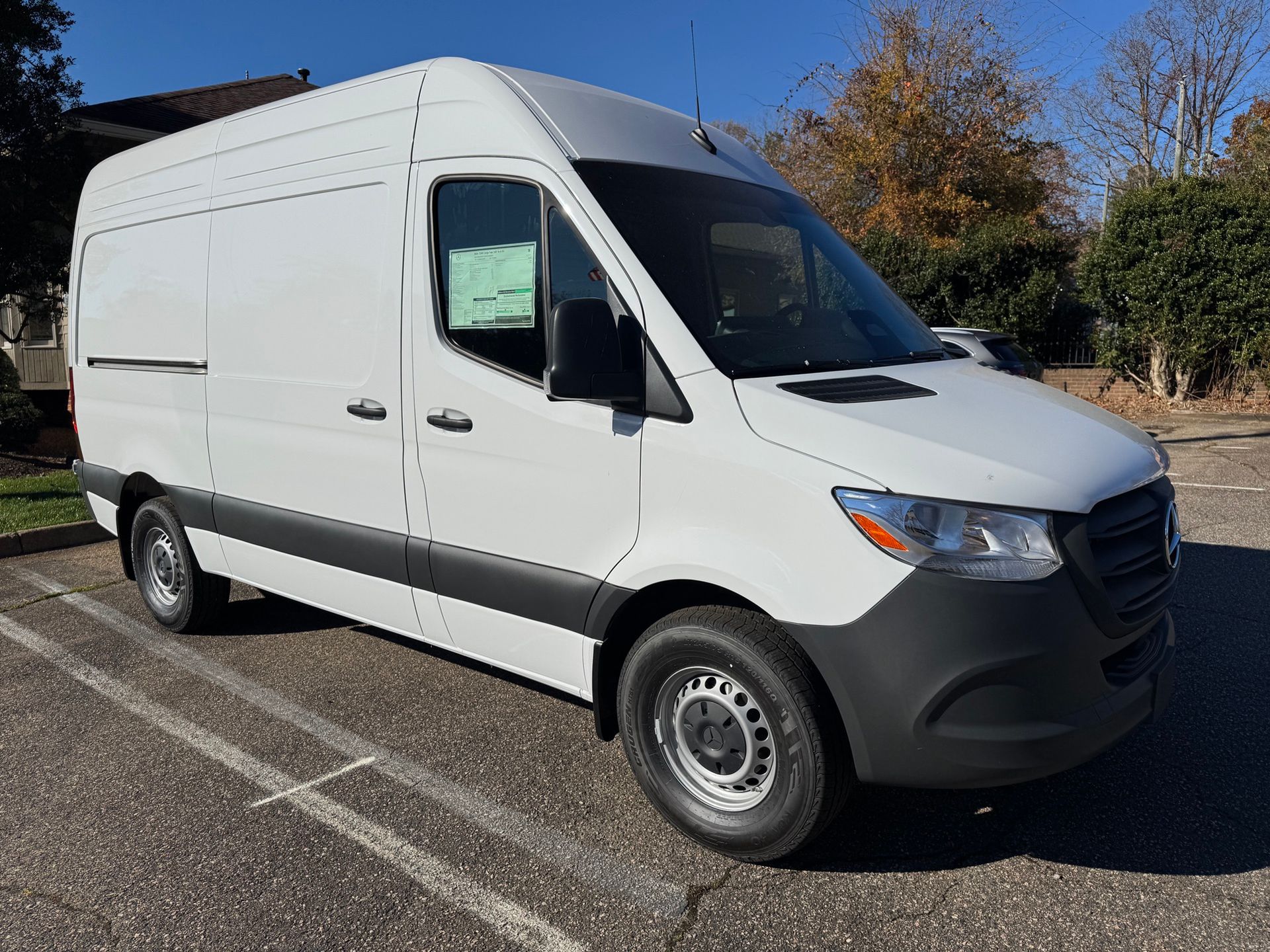 2026 Mercedes-Benz Sprinter Cargo Van Base's photo