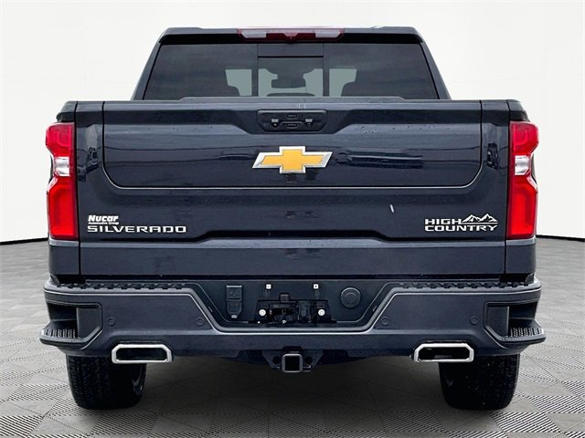 2022 Chevrolet Silverado 1500 High Country photo 4
