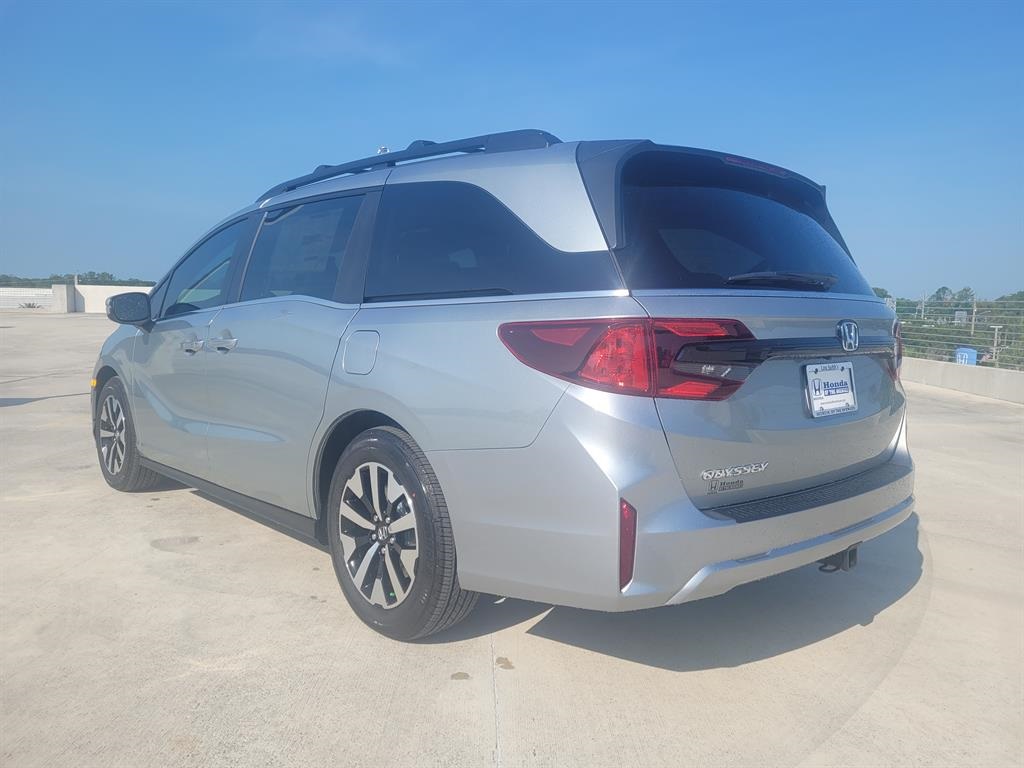 2026 Honda Odyssey EX-L photo 5