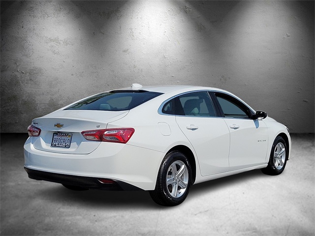 2022 Chevrolet Malibu 1LT photo 3