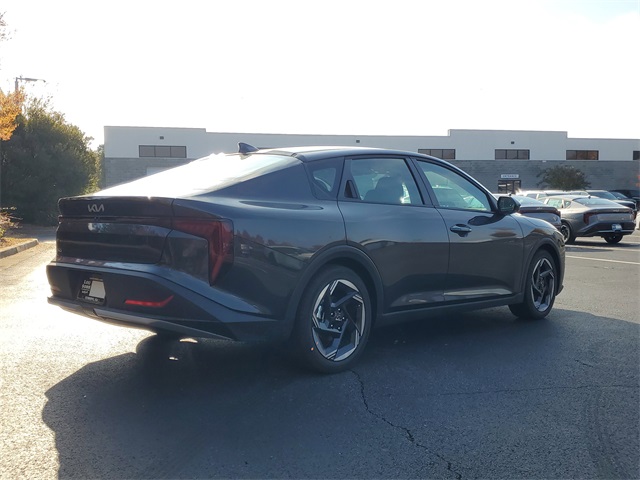 2025 Kia K4 EX photo 2