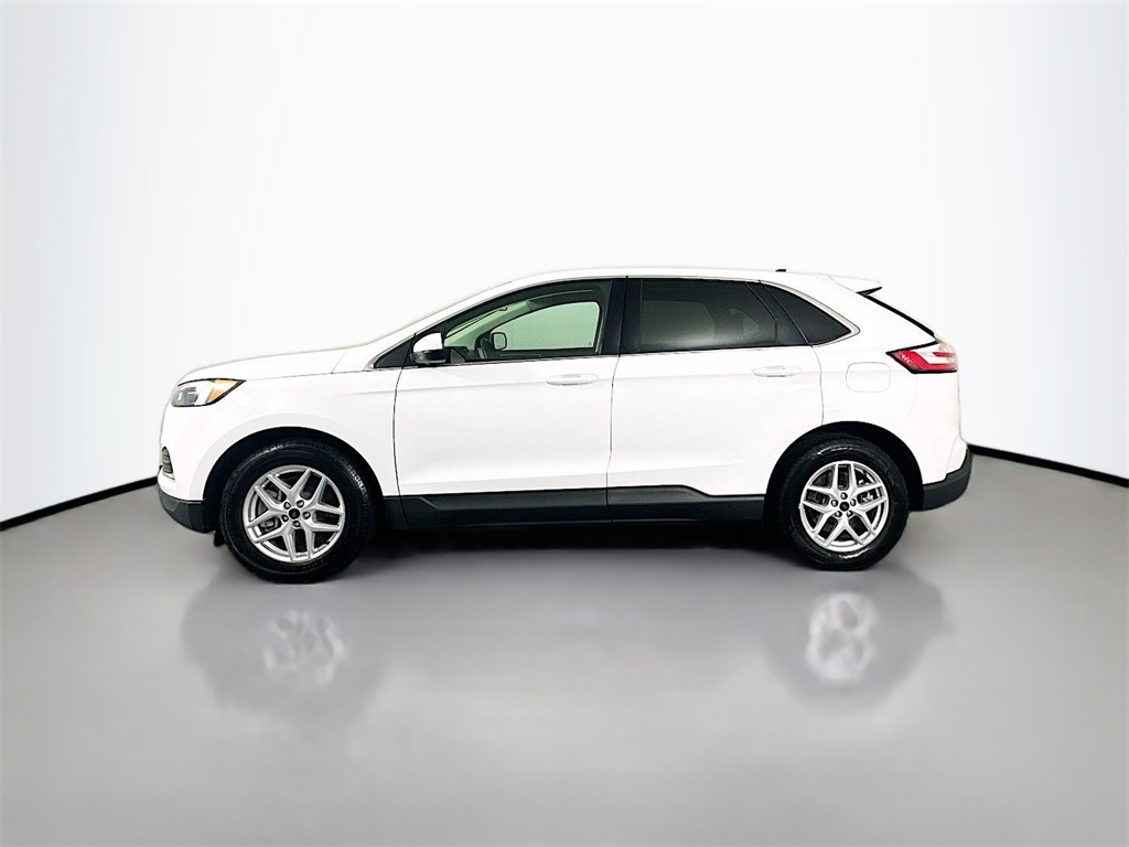 2023 Ford Edge SEL photo 6