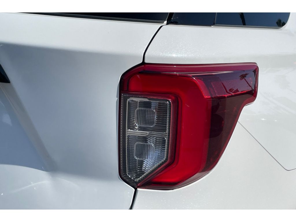 2023 Ford Explorer ST photo 52