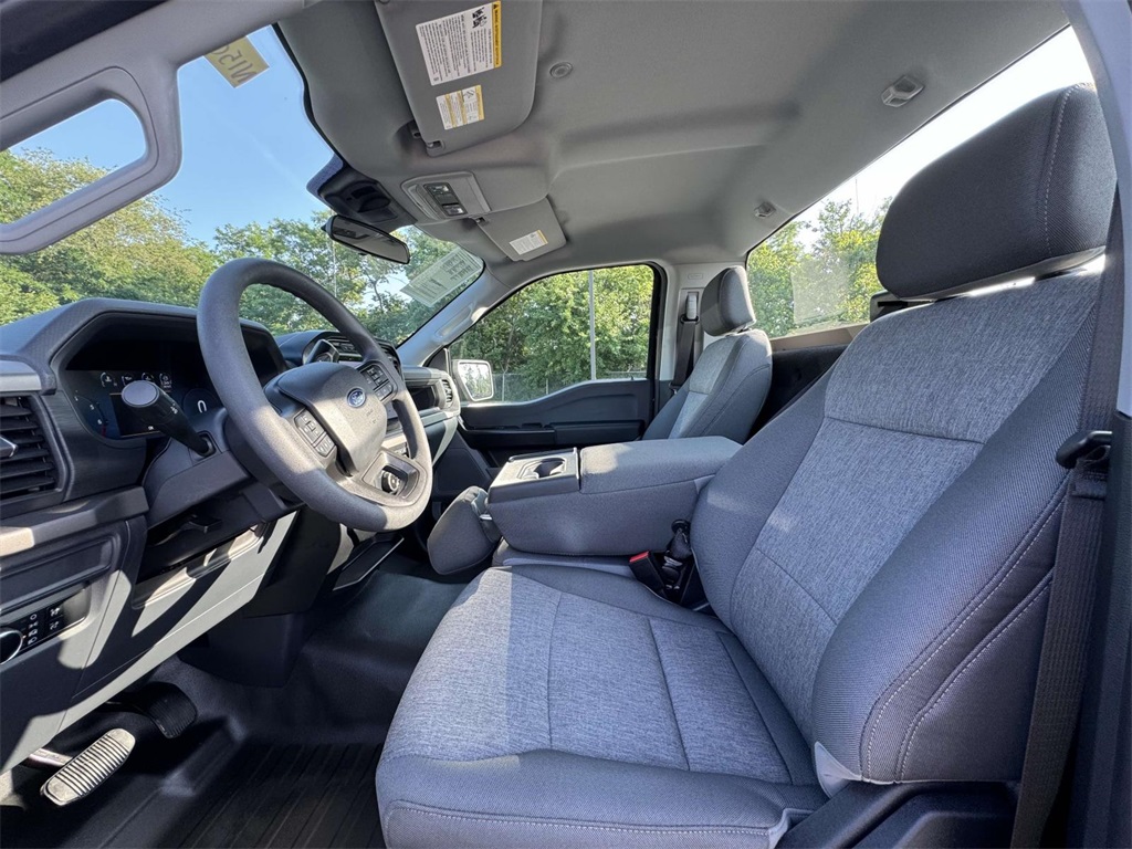 2024 Ford F-150 XL photo 13