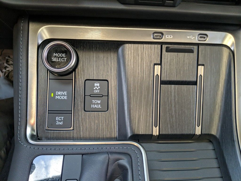 2024 Lexus GX 550 Luxury photo 23
