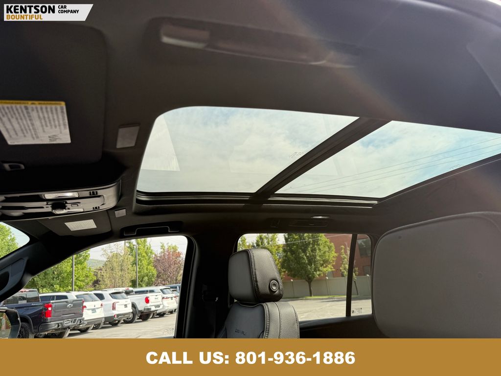 2025 Gmc Yukon XL Denali photo 31