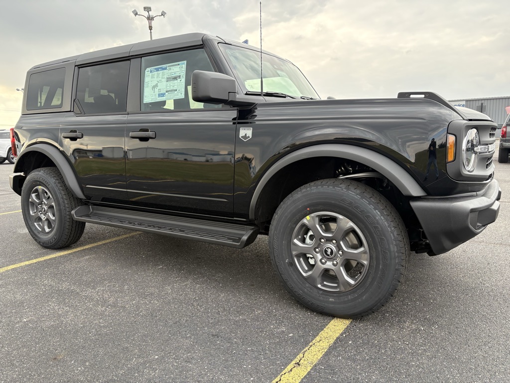 2025 Ford Bronco Big Bend photo 2