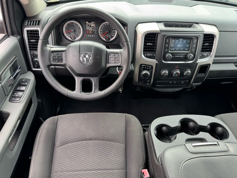 2020 Ram 1500 Classic Warlock photo 14