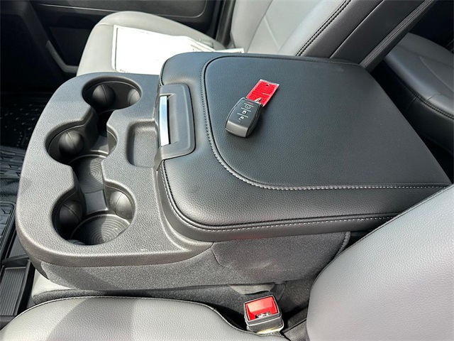 2025 Ram 3500 Tradesman photo 24