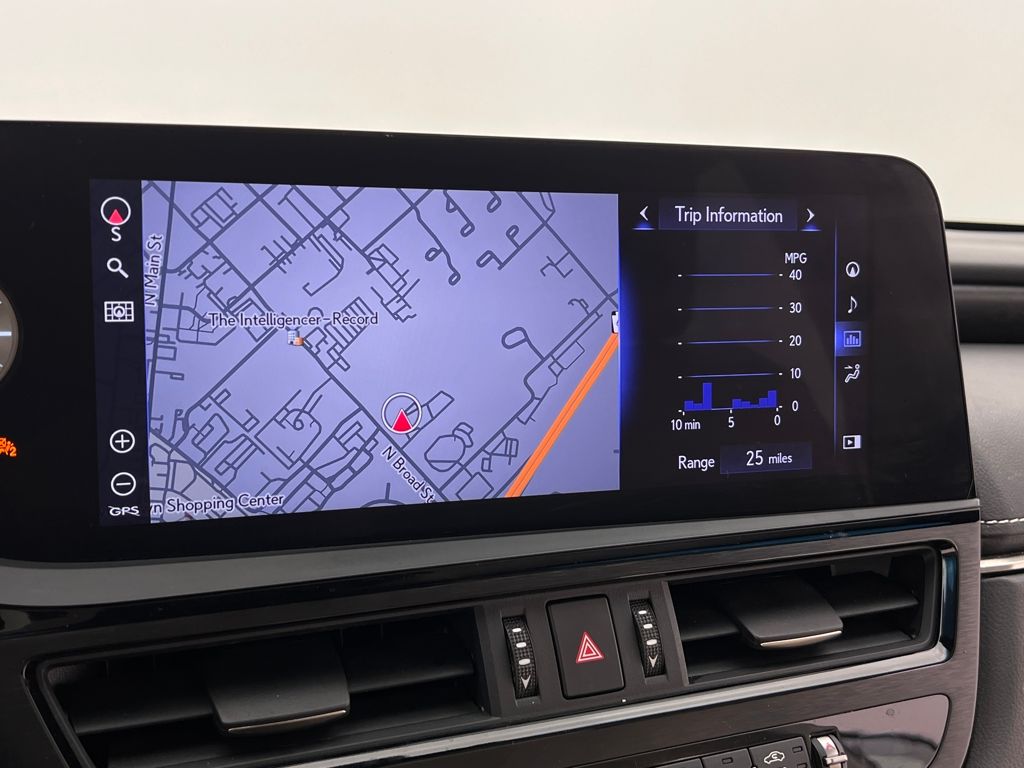 2022 Lexus ES 350 photo 4