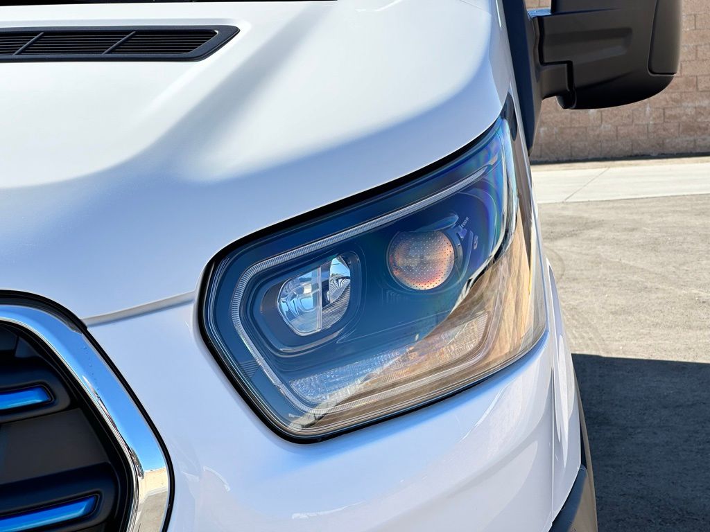 2024 Ford E-Transit 350