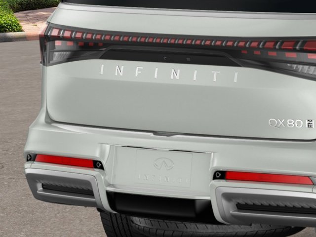 2026 Infiniti QX80 Luxe photo 14