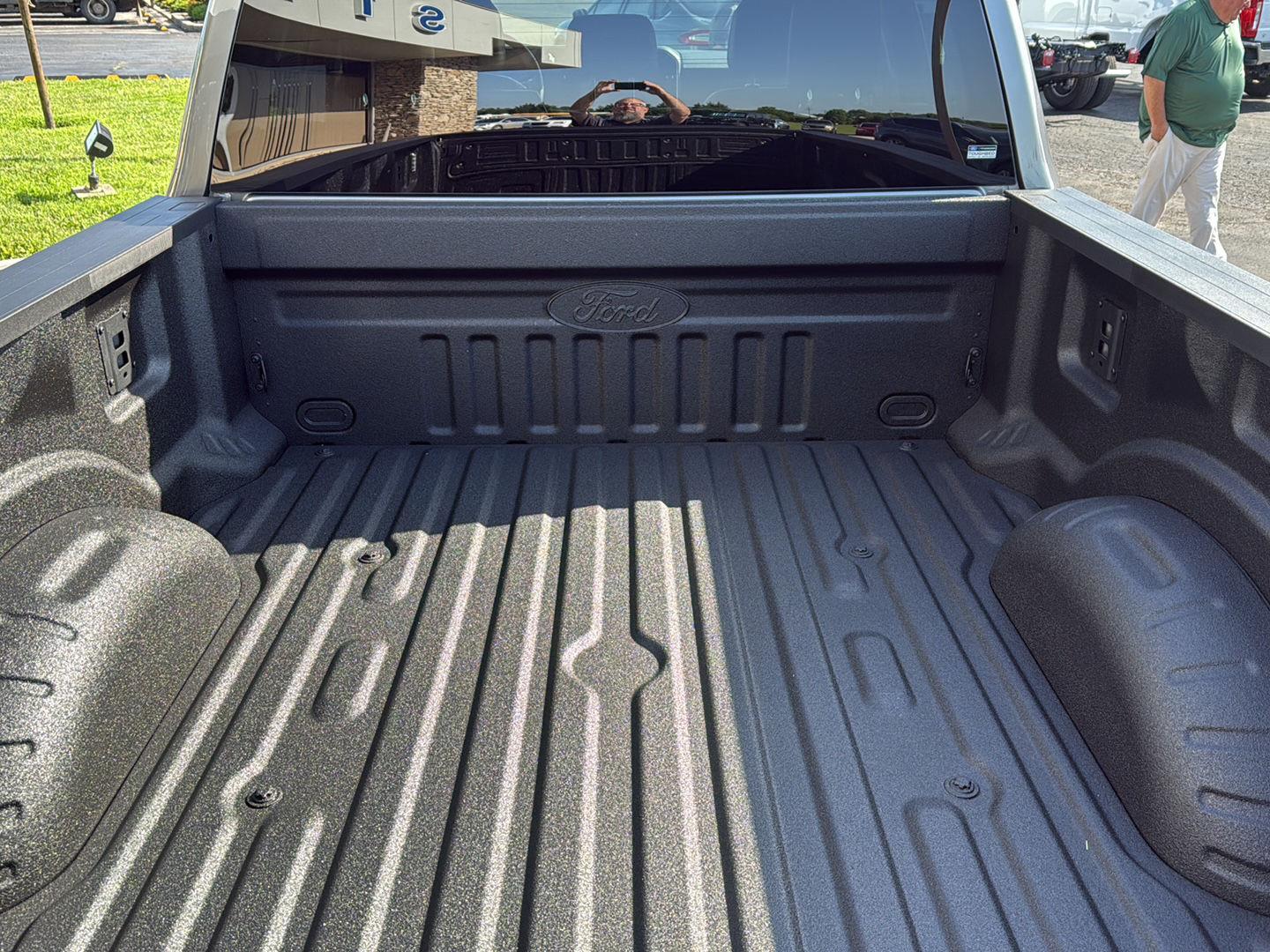 2025 Ford F-250 Lariat photo 9