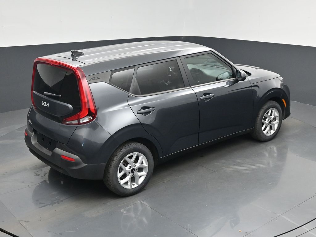 2022 Kia Soul LX photo 27