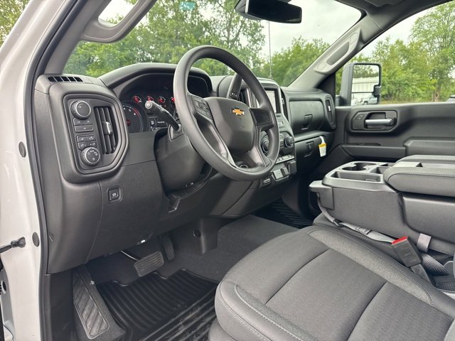 2025 Chevrolet Silverado 2500HD Custom photo 23