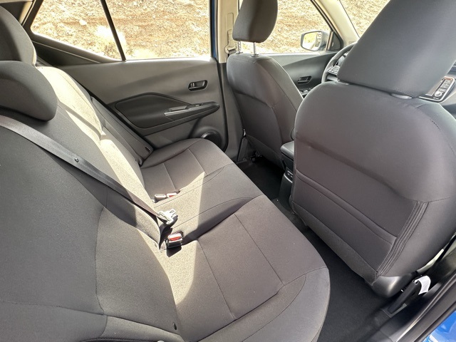 2025 Nissan Kicks Play S photo 27