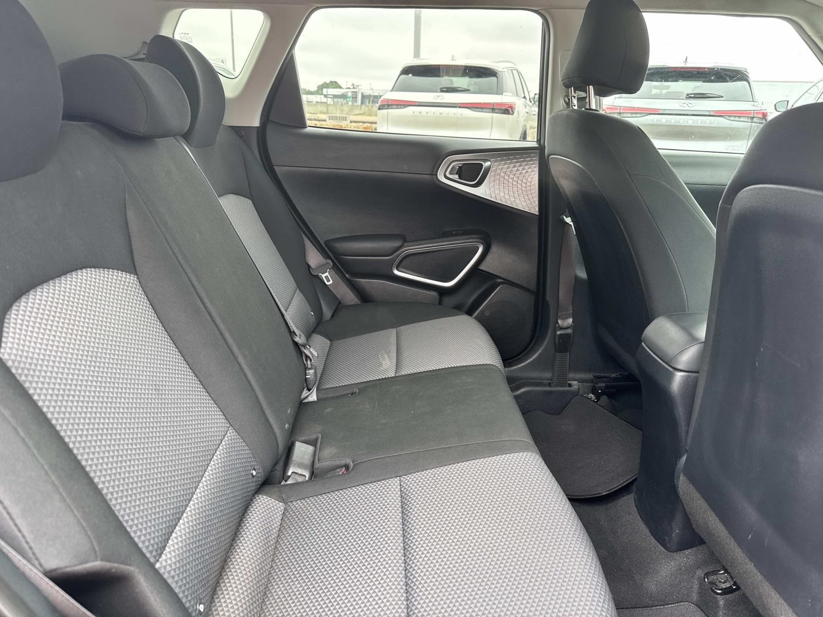2023 Kia Soul LX photo 9