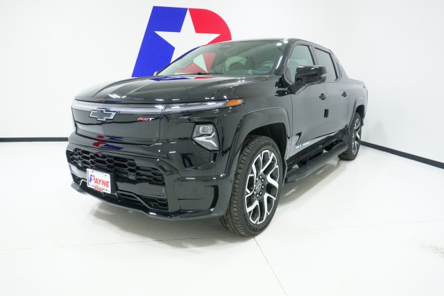 2024 Chevrolet Silverado EV RST's photo