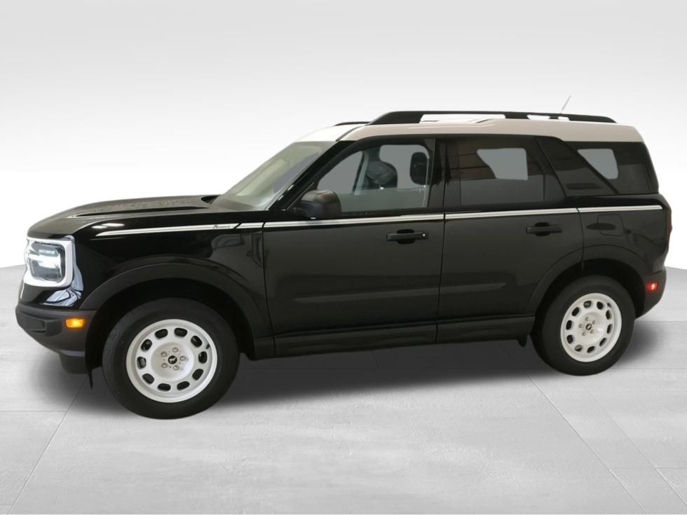 2024 Ford Bronco Sport Heritage photo 2