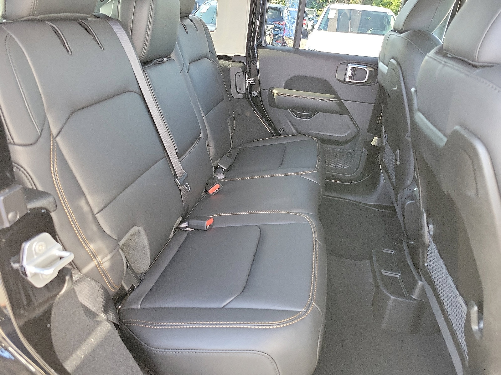 2025 Jeep Wrangler Sahara photo 3