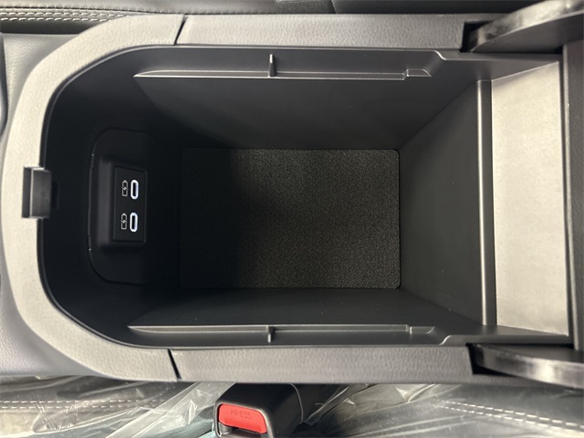 2025 Toyota RAV4 XLE Premium photo 22