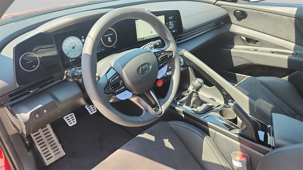 2025 Hyundai Elantra N Base photo 23