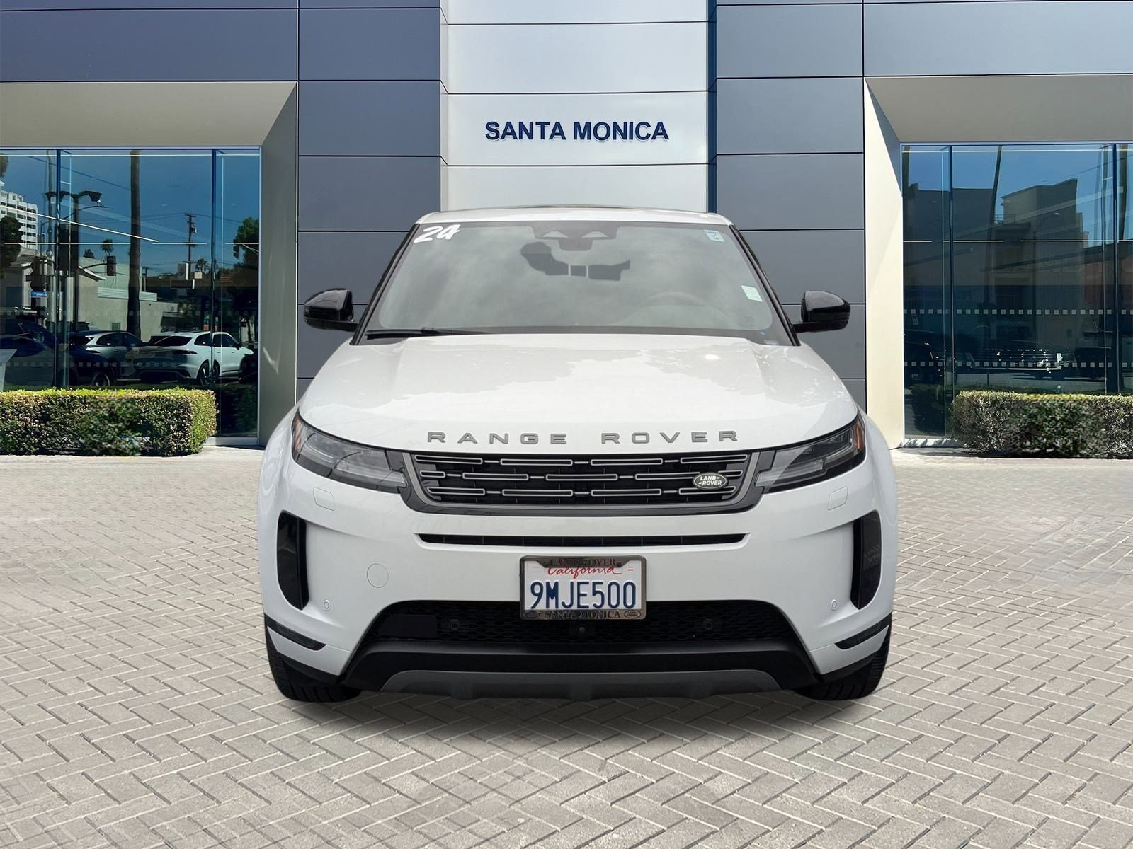 2024 Land Rover Range Rover Evoque S photo 2