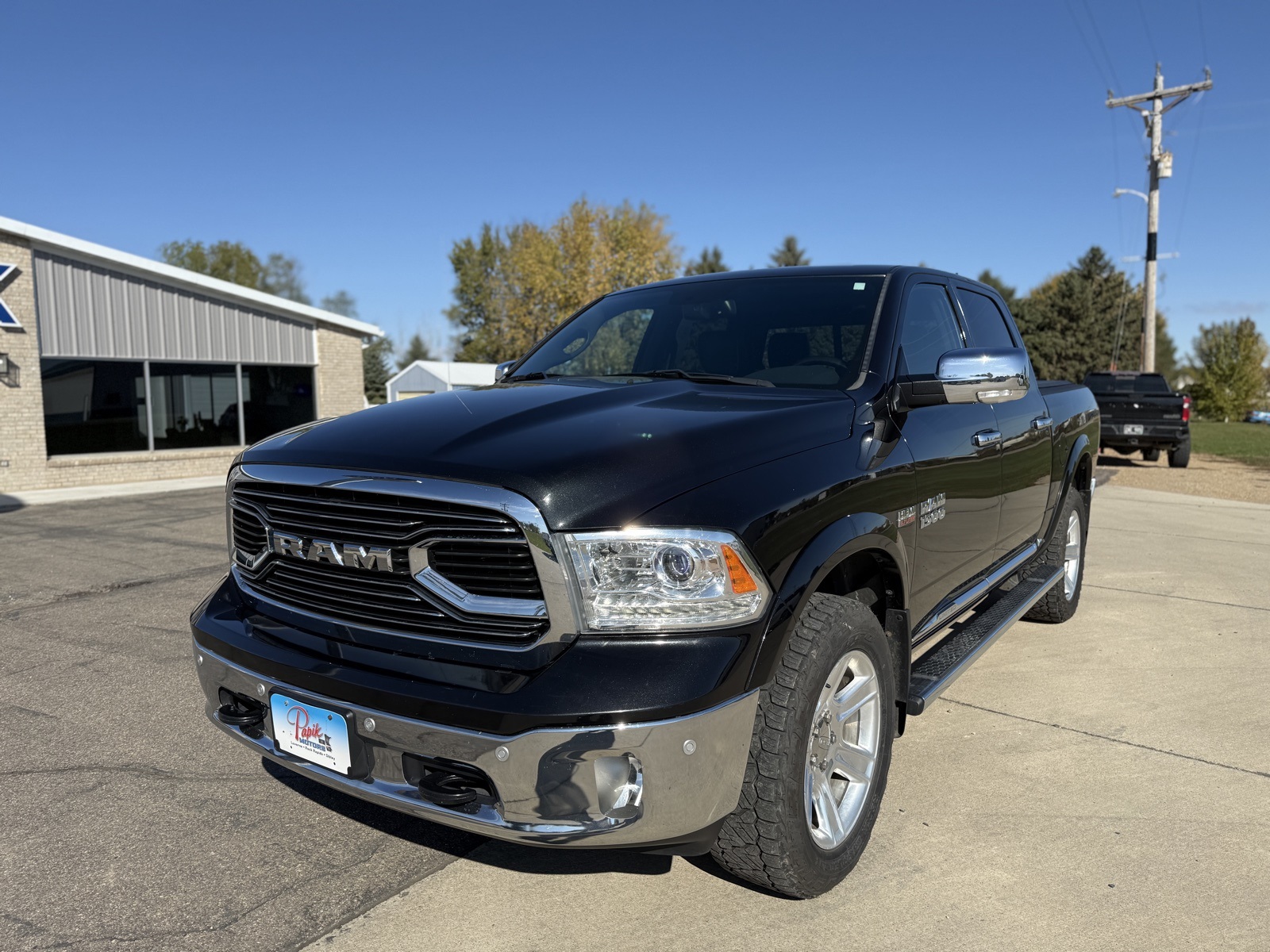 2016 Ram 1500 Limited photo 2
