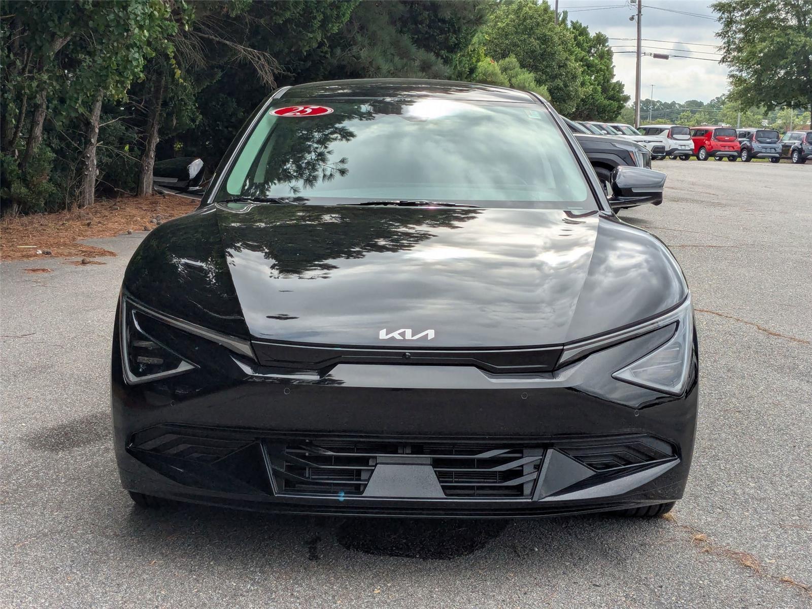 2025 Kia EV6 Light Wind photo 3