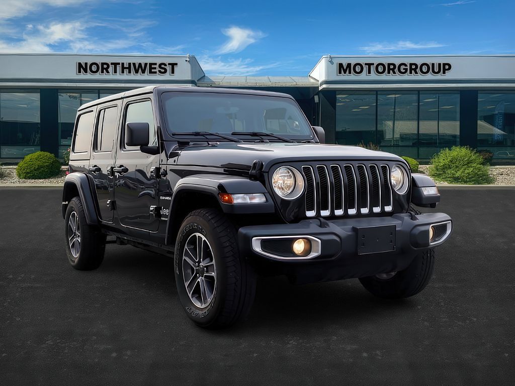 2023 Jeep Wrangler 4-Door Sahara