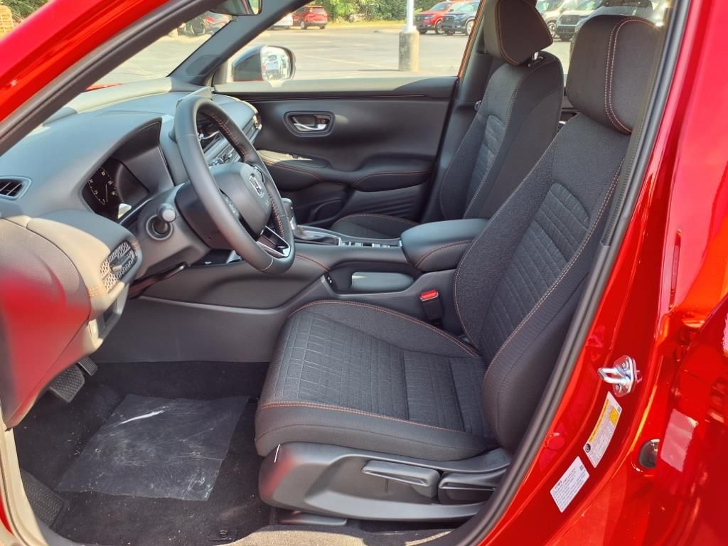 2026 Honda HR-V Sport photo 13