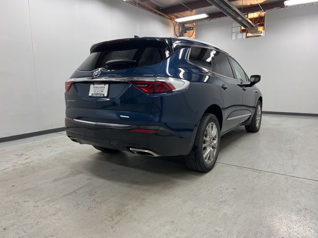 2023 Buick Enclave Premium photo 4