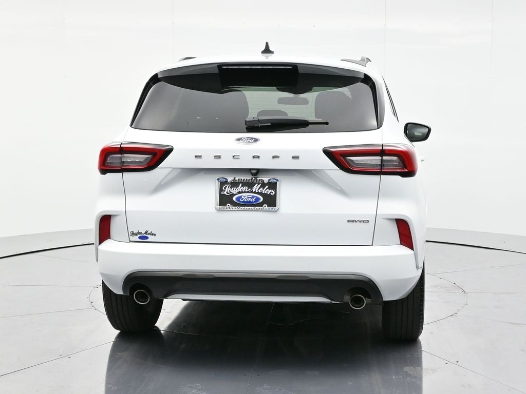 2023 Ford Escape ST-Line photo 6