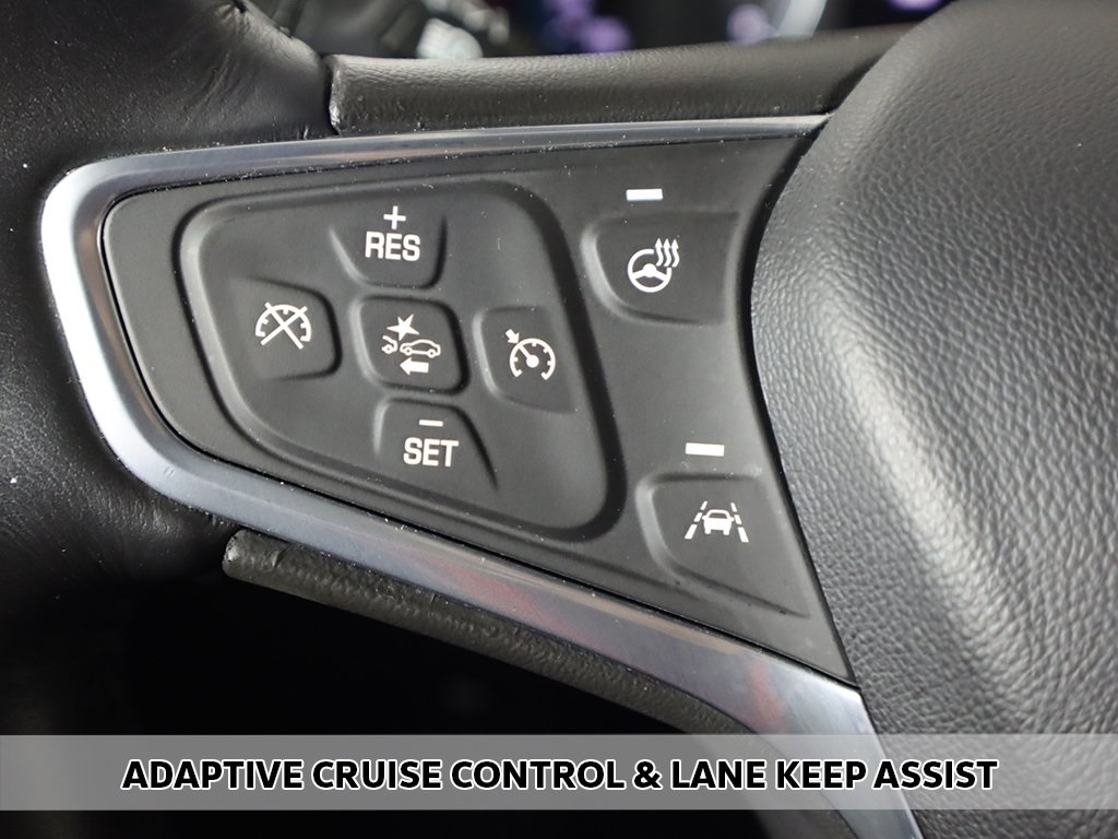 2022 Chevrolet Equinox LT photo 3