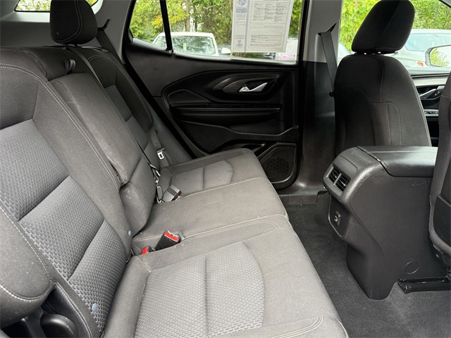 2022 Gmc Terrain SLE photo 16