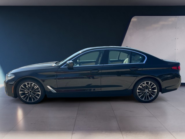 2021 Bmw 530i photo 2