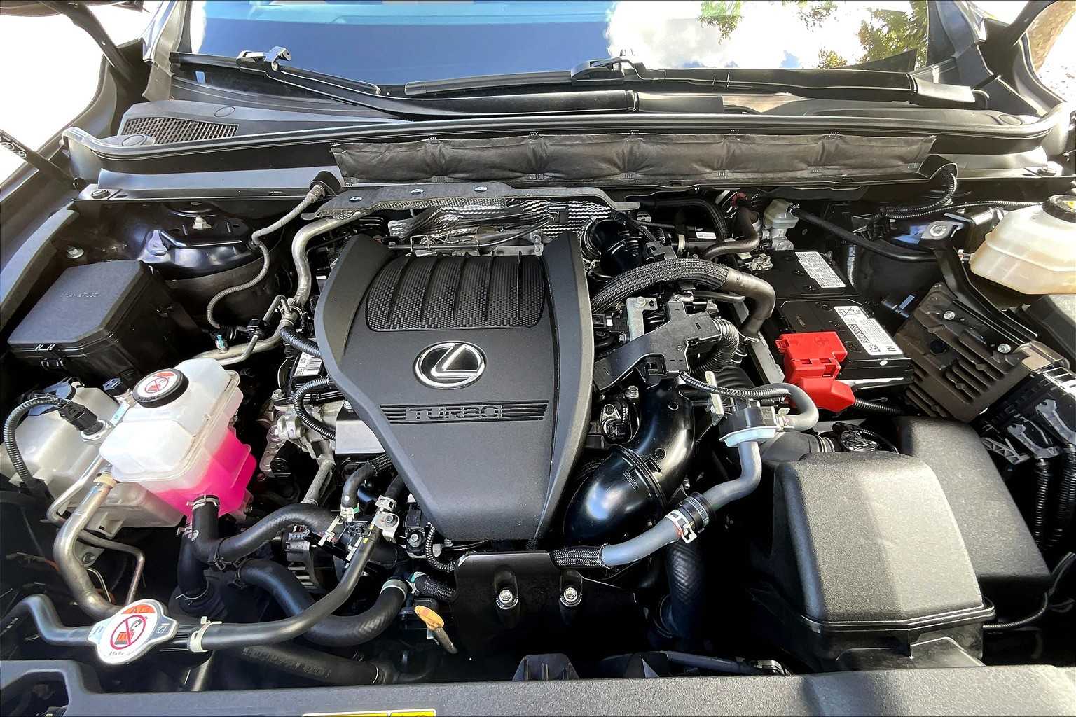 2023 Lexus RX Premium AWD photo 30
